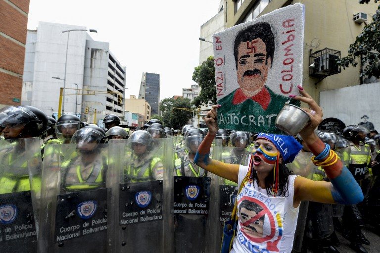 Venezuela election authority: No 2016 recall vote for Maduro