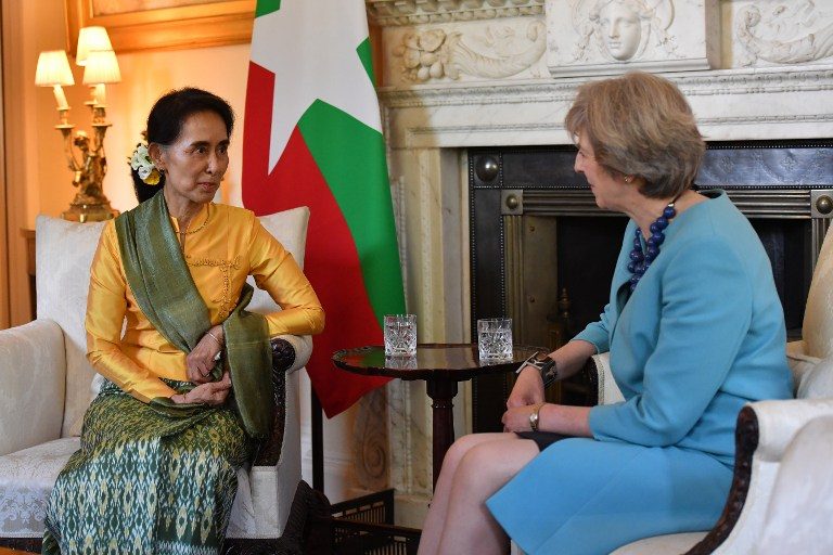 Myanmar’s Suu Kyi talks human rights on historic UK visit