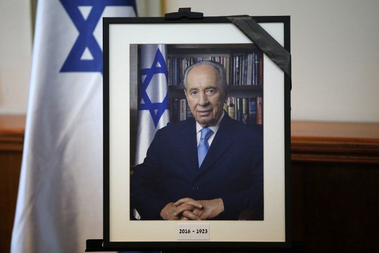 Israel mourns death of founding father Peres
