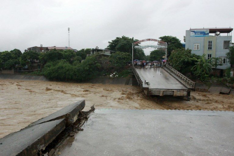 Floods, landslides kill 37 in Vietnam, scores missing