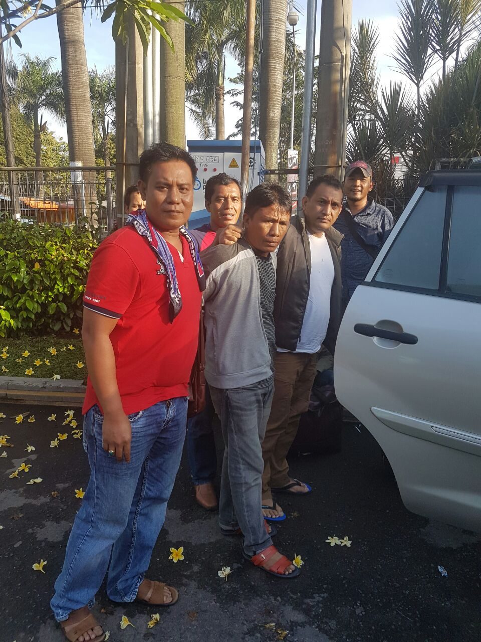 Ridwan Sitorus (tengah) saat ditangkap Polisi di Medan, pada 1 Januari 2017. Foto dari Polres Jakarta Timur 