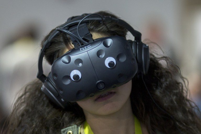 Virtual reality seeks momentum at CES gadget gala