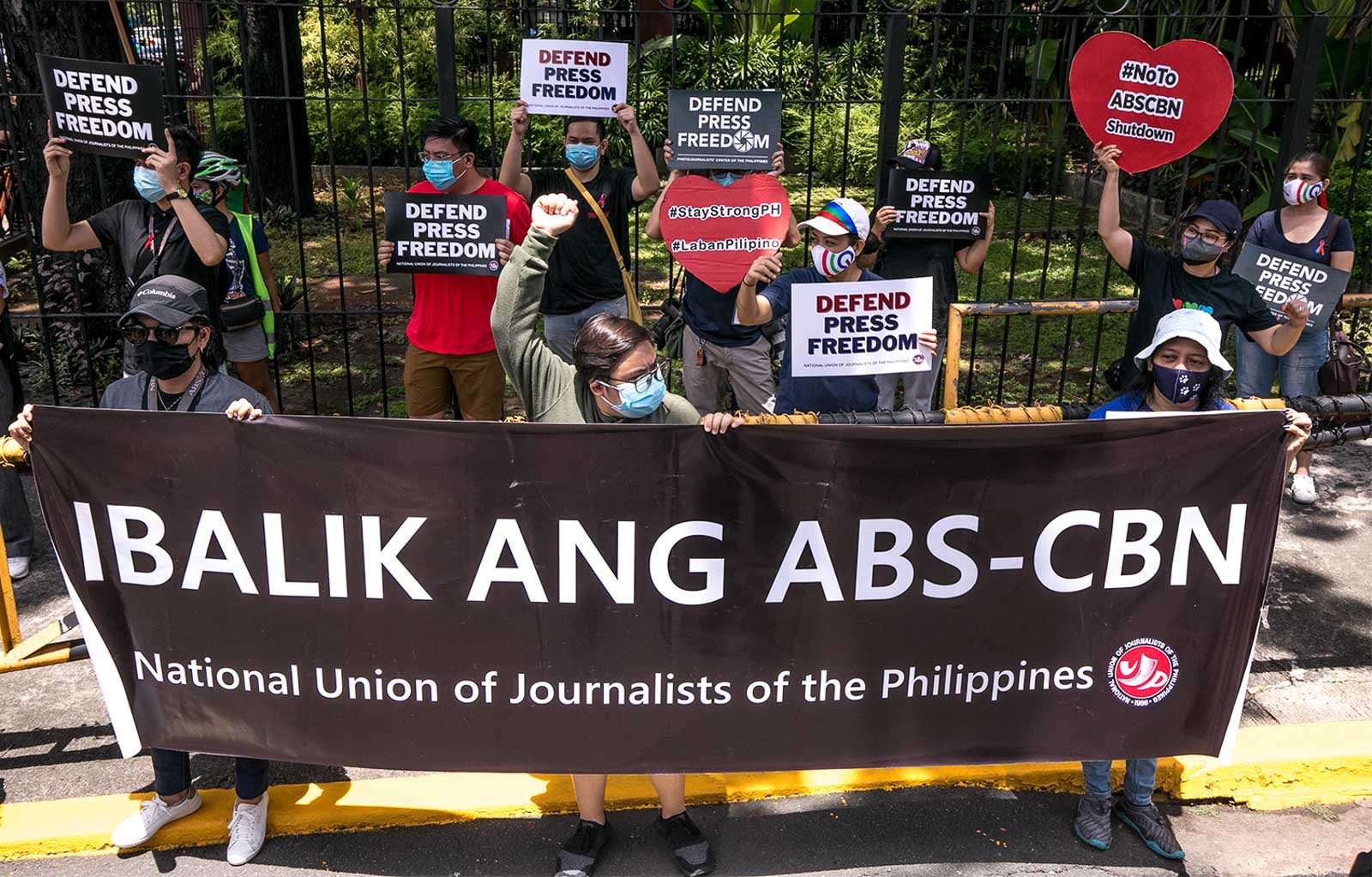 Darker days ahead: Rights groups slam rejection of ABS-CBN franchise