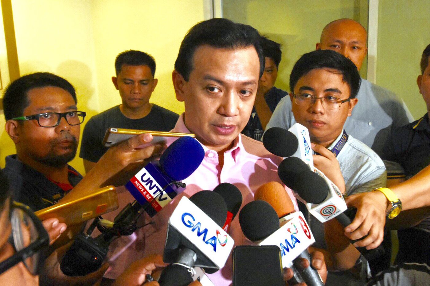 Back home, Trillanes tells Duterte gov’t: ‘Itodo ‘nyo na’
