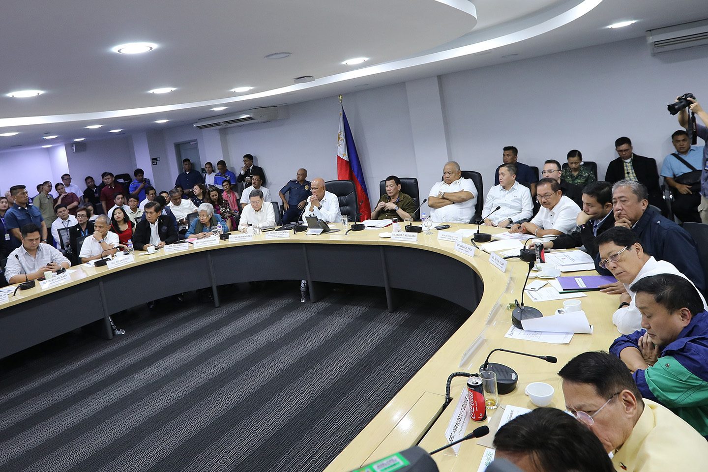 Duterte sends Cabinet members to Luzon provinces in Ompong’s path