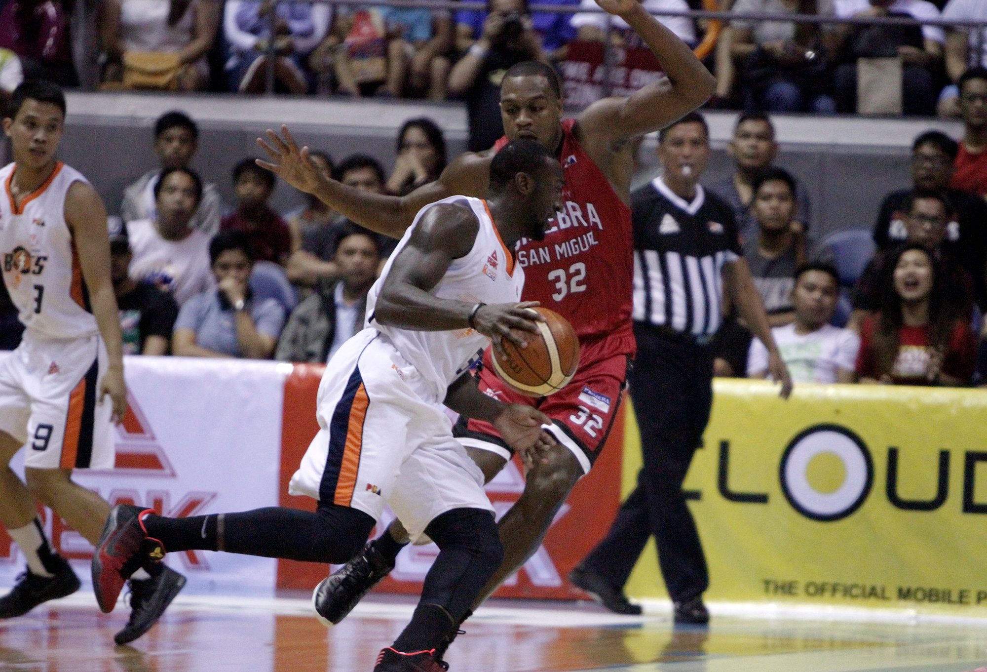 Meralco draws first blood against Ginebra in PBA Finals