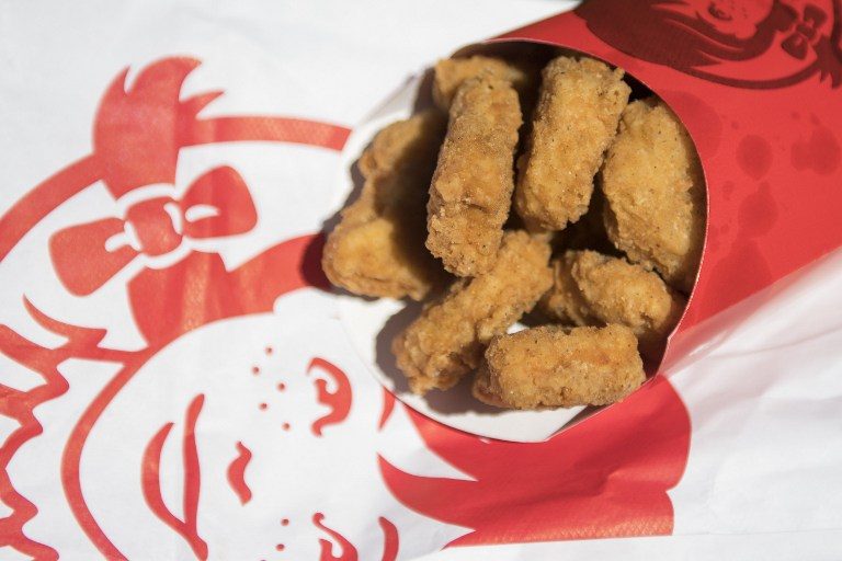 Teen breaks record for most retweets, spurred by love of nuggets