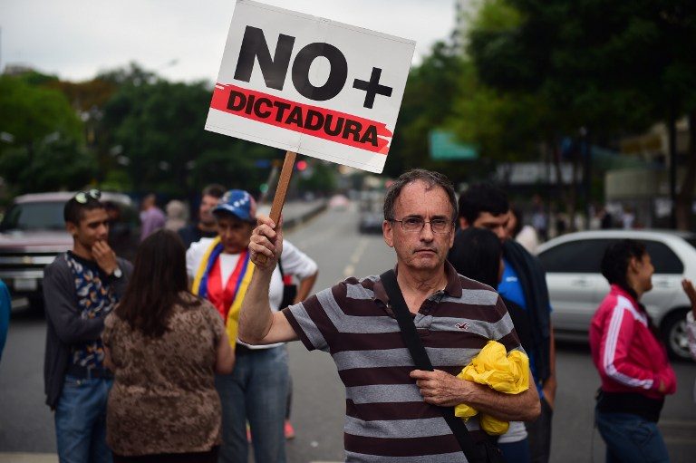 Constitution bid inflames deadly Venezuela crisis