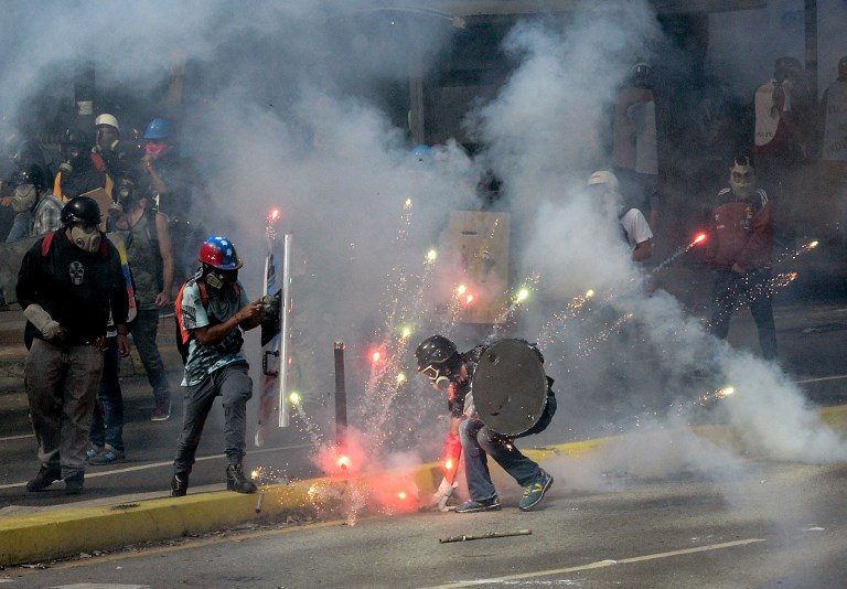 Venezuela toll rises to 48 dead after protester killed