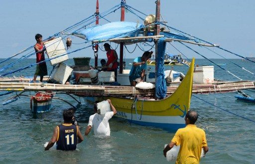 Poe says fisherfolk need to receive fuel subsidy from gov’t
