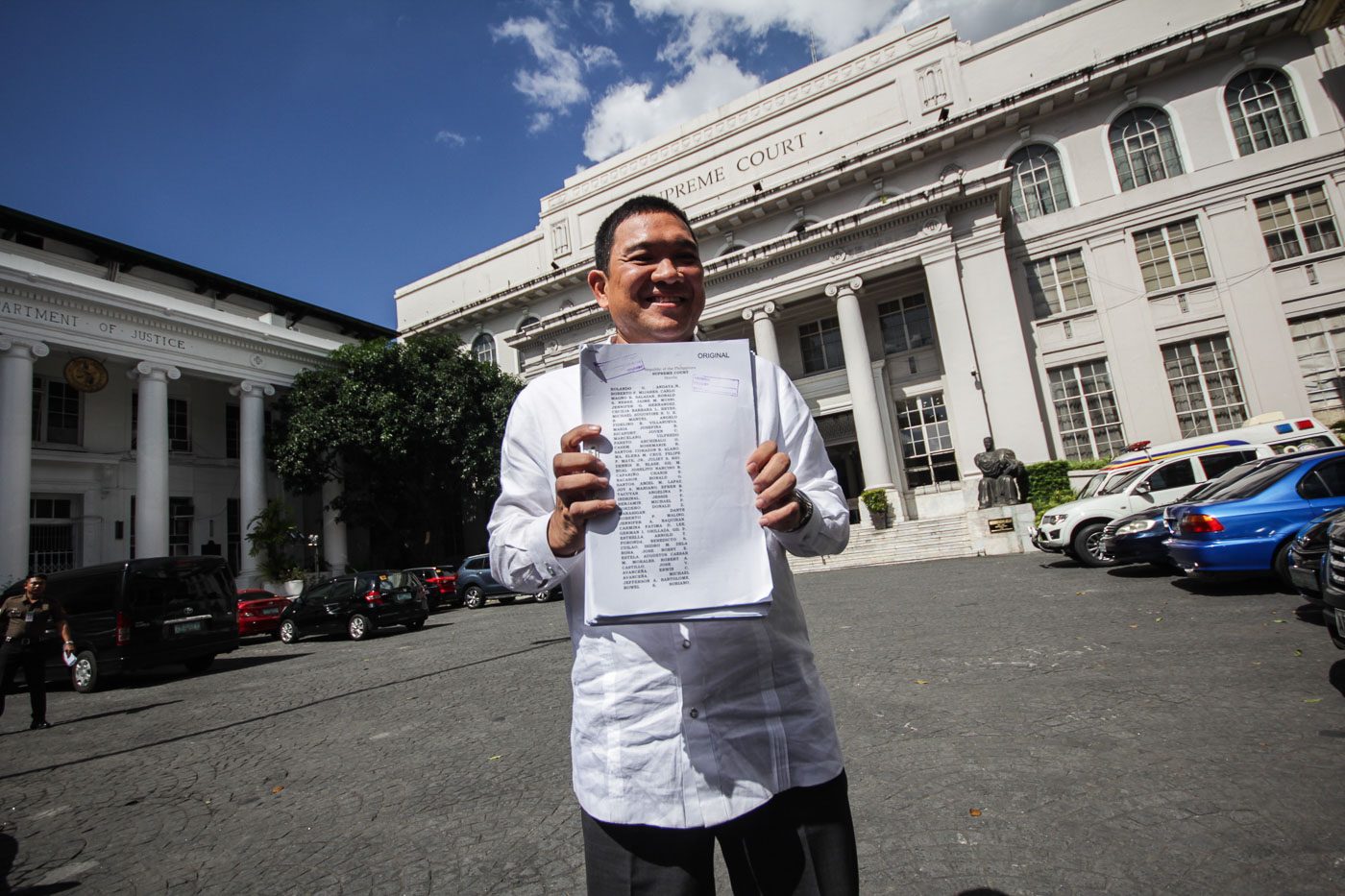 Andaya sues Diokno at Supreme Court over non-release of gov’t salary hike