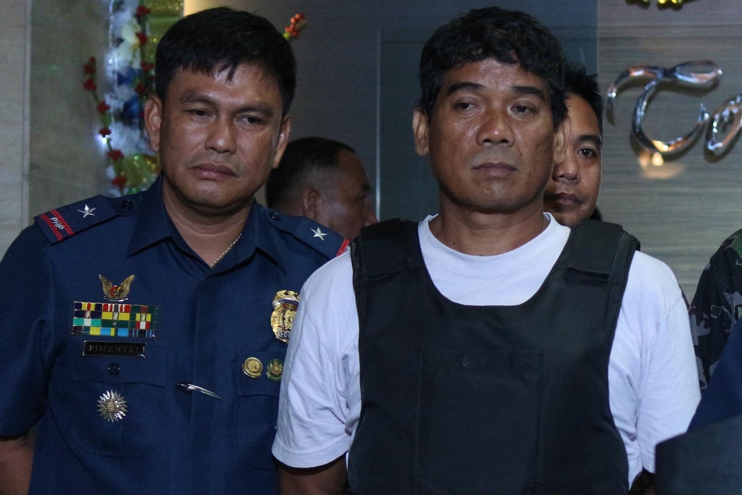 Dayan linking Robredo to drugs? Made-up story, says Dela Rosa