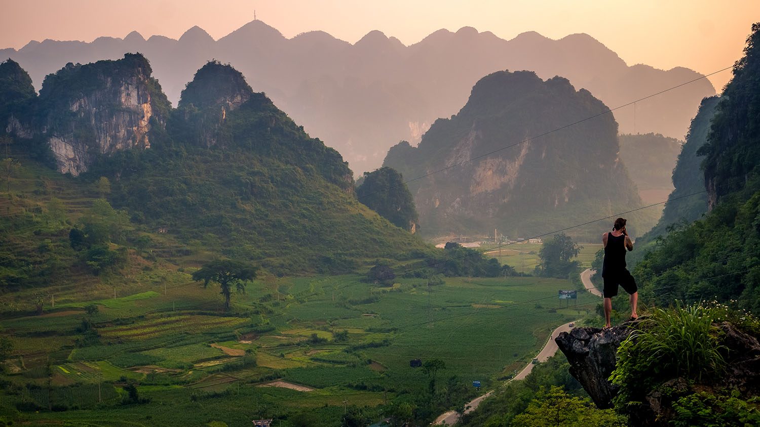 [Vietnam travel guide] Ha Giang’s limestone hills and Cao Bang’s rivers