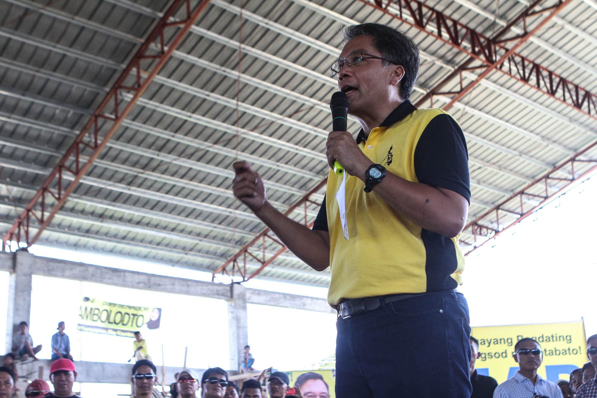 Roxas finds anti-Binay campaigner in General Santos rally