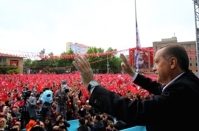 Turkey votes in crunch test for Erdogan