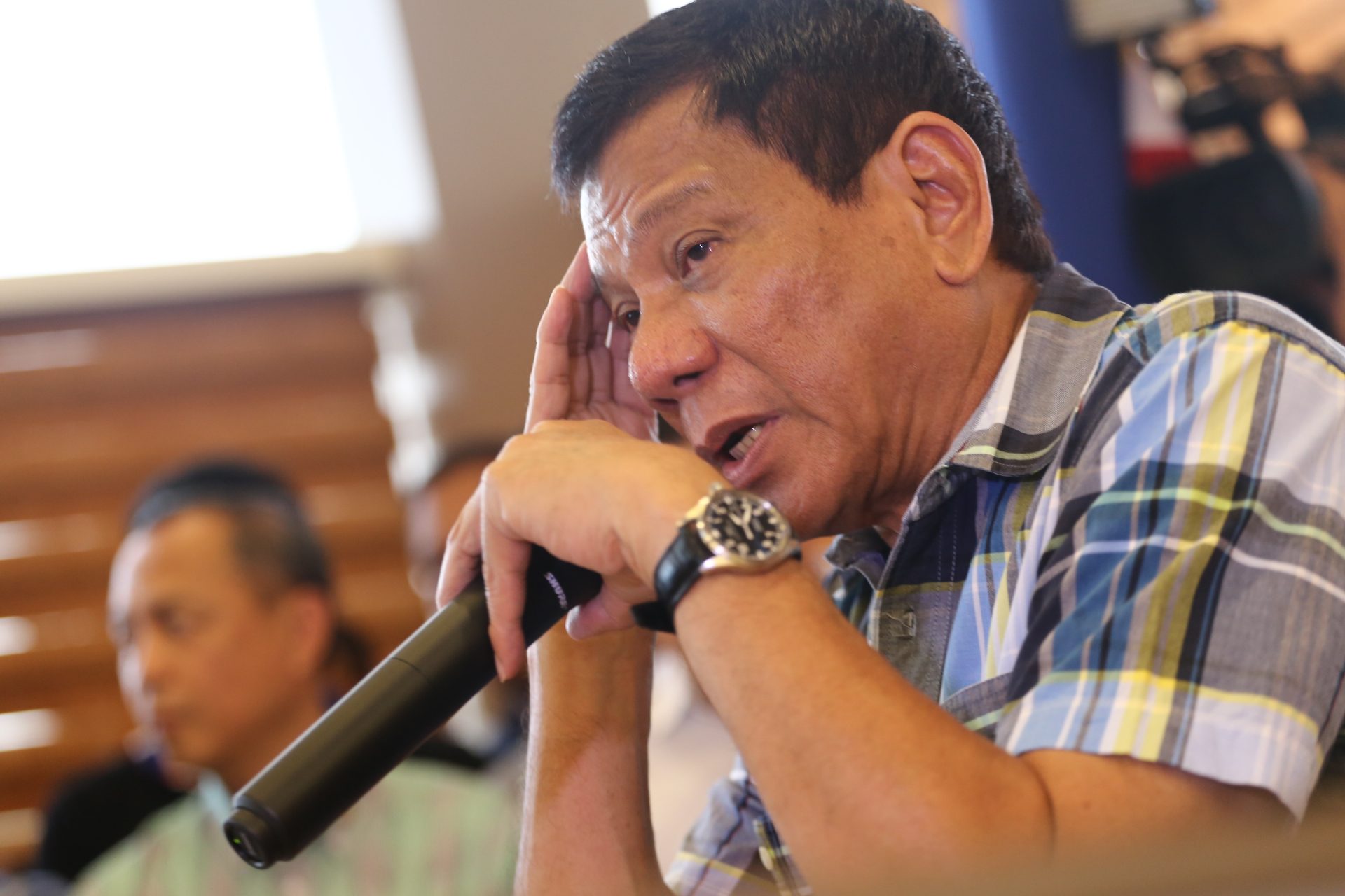 Duterte: No more ‘junket’ seminars for gov’t employees