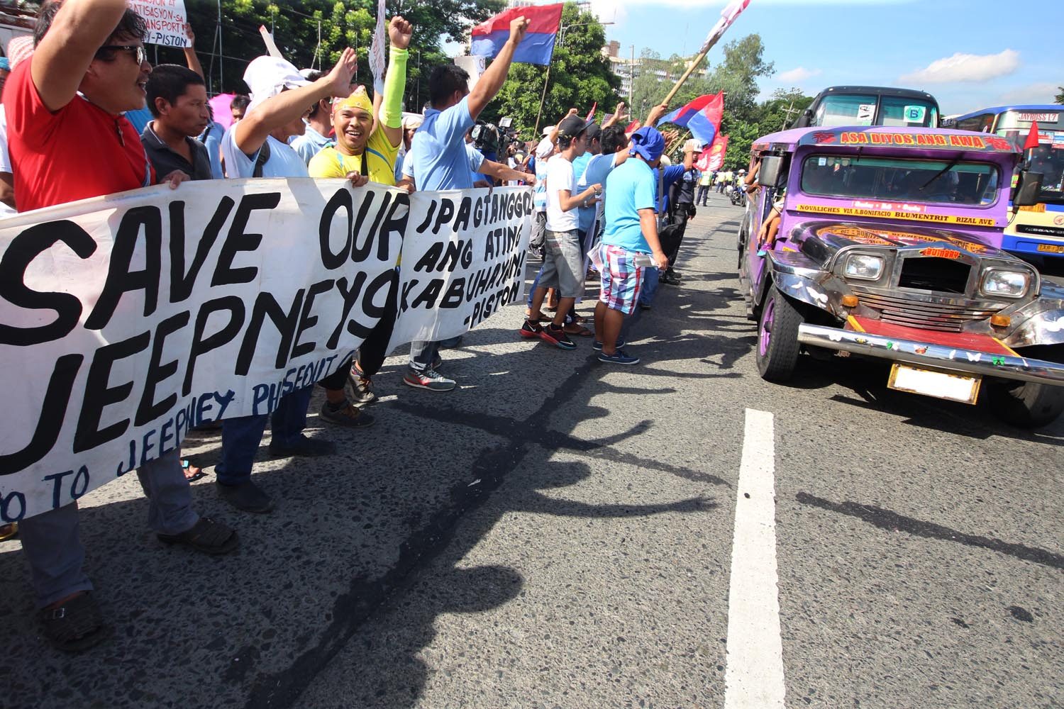 Piston, other groups to hold transport strike on June 25