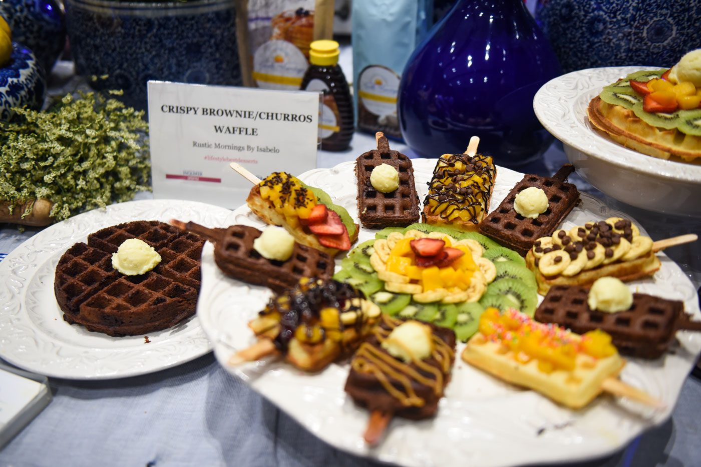 Cripsy Brownie/Churros Waffle by Rustic Mornings by Isabelo. Photo by Alecs Ongcal/Rappler 