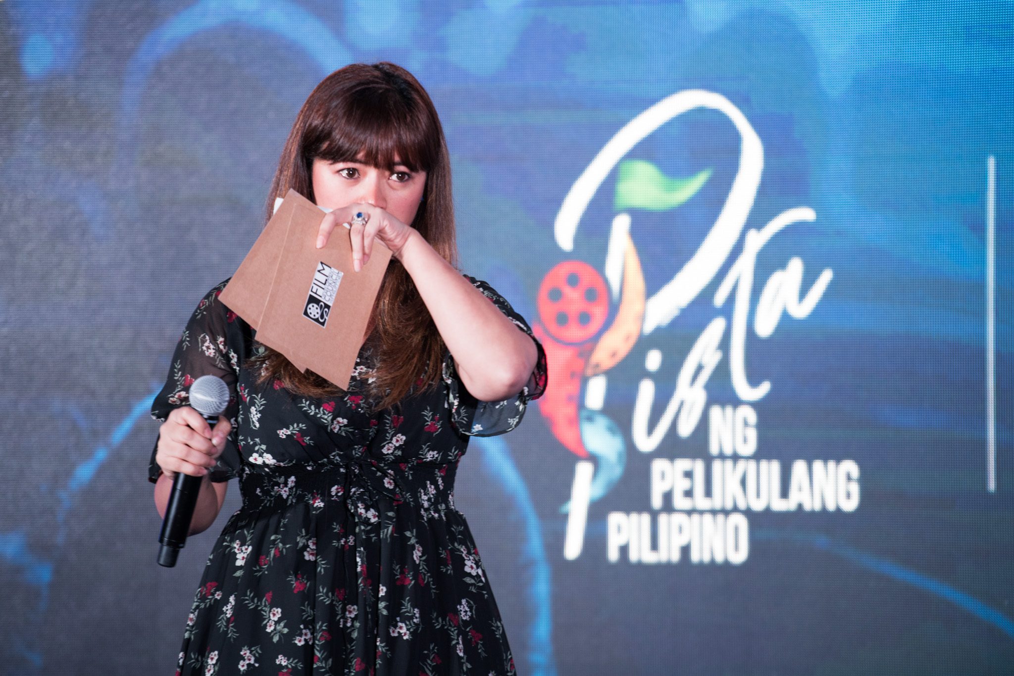 LIZA DIÑO. The FDCP chair gets emotional as she gives her speech at the Pista ng Pelikulang Pilipino. Photo by Martin San Diego/Rappler 