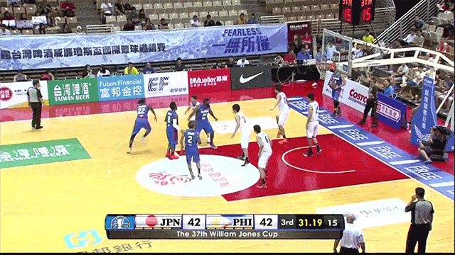 Romeo crashes to the rim after a Calvin Abueva screen for two points in the third quarter 