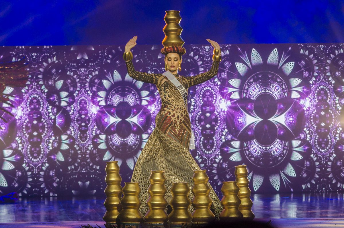 Filipino designer says he didn’t copy Hannah Arnold’s national costume from Miss Indonesia 2017 bet