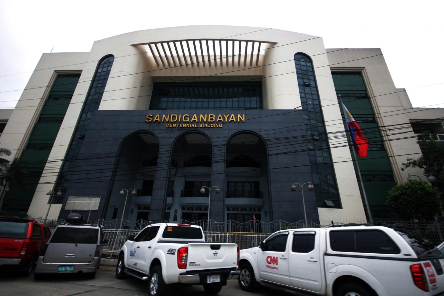Sandiganbayan issues arrest warrant vs Floirendo over Tadeco deal