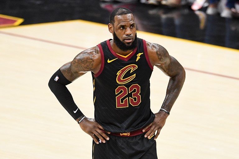 Blockbuster move: LeBron James signs with the Los Angeles Lakers