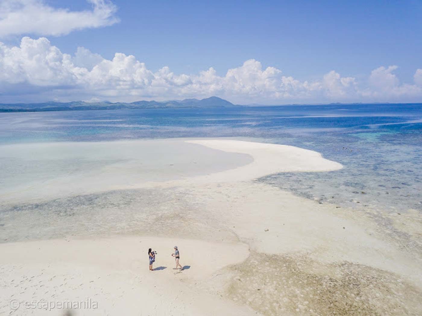 ONCE ISLAS. The island's abundant white sand. This is Sirommon's sand bar. Photo by Glen Santillan 
