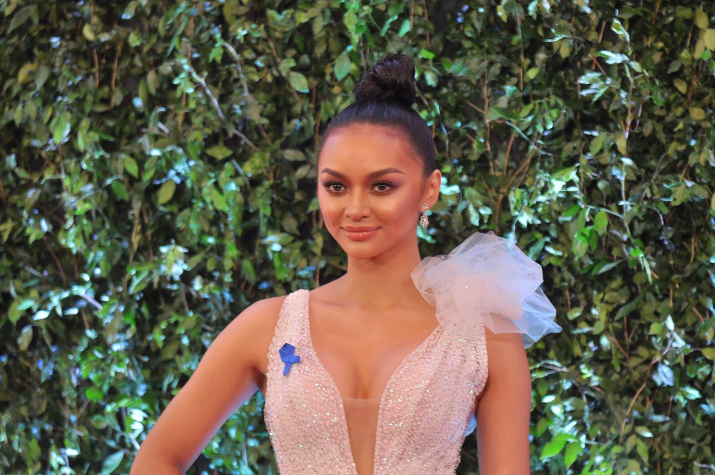 SHOWBIZ DOORS. Miss International 2016 Kylie Verzosa has starred in movies, and is part of the show 'Los Bastardos.' File photo by Jay Ganzon/Rappler 