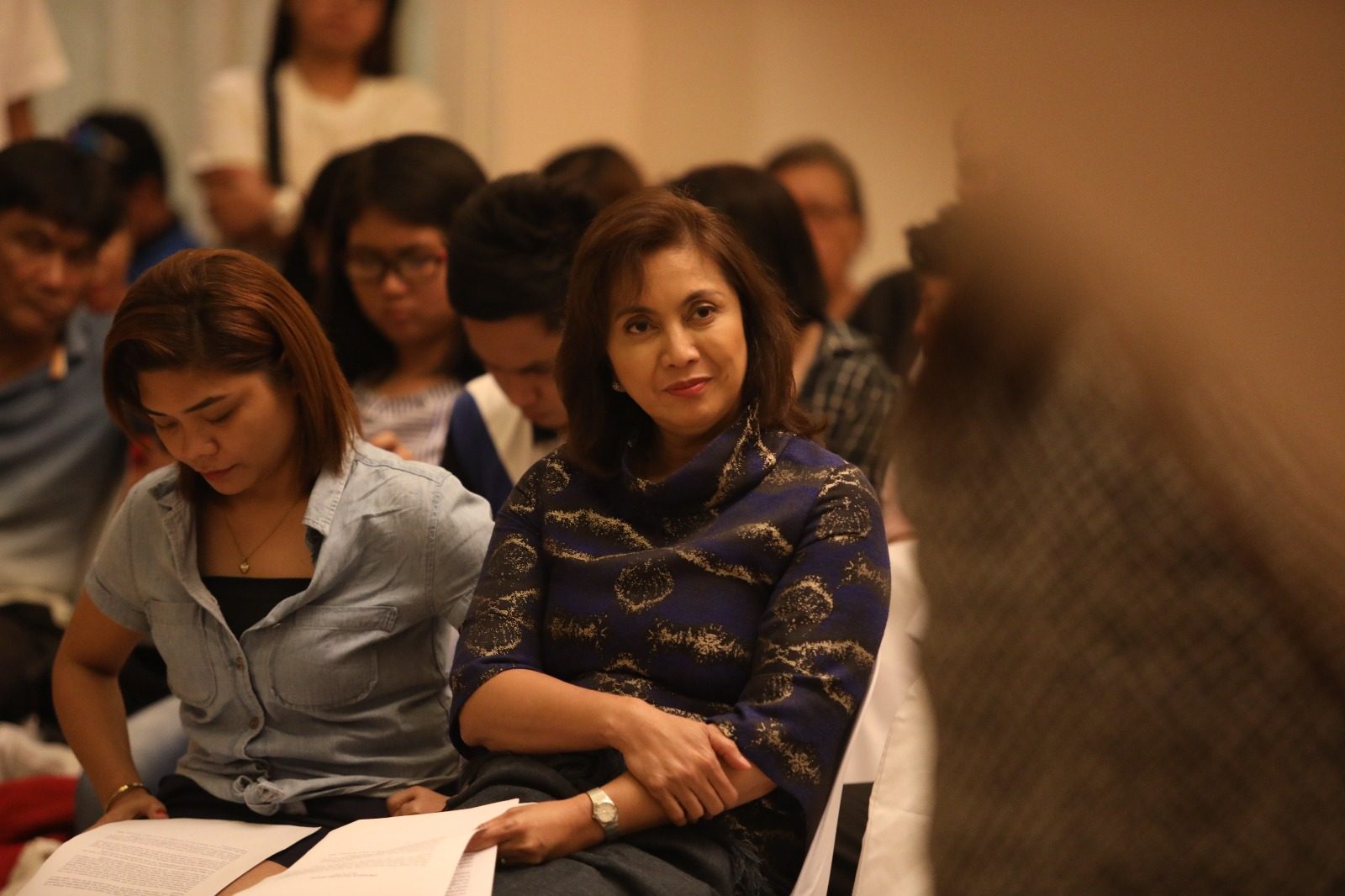 Robredo headed to South Africa for women’s conference