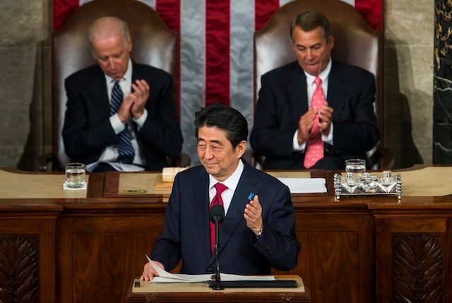 Abe offers ‘eternal condolences’ for Americans killed in WWII