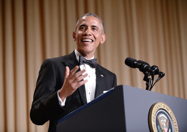 Obama pokes fun at friends and foes in dinner speech