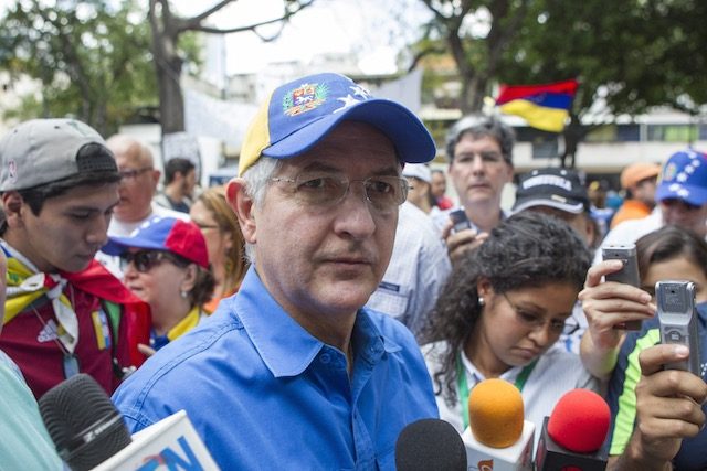 Detained Caracas mayor undergoes surgery