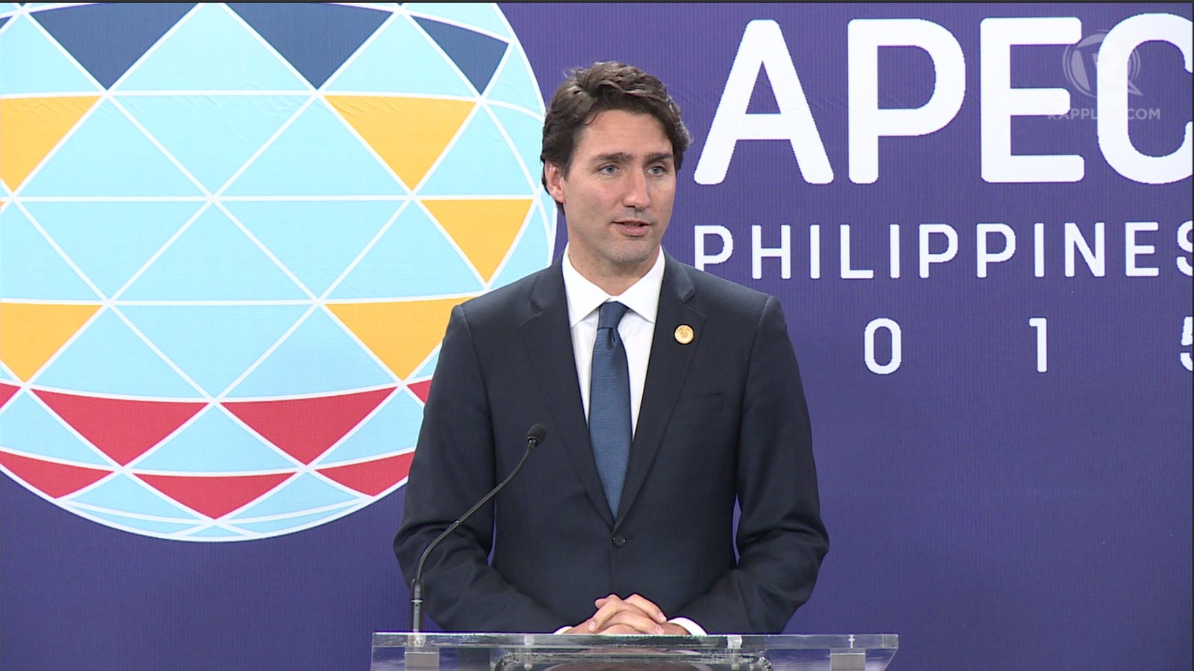 Frenzy over ‘APEC hottie’ Justin Trudeau at end of APEC meet