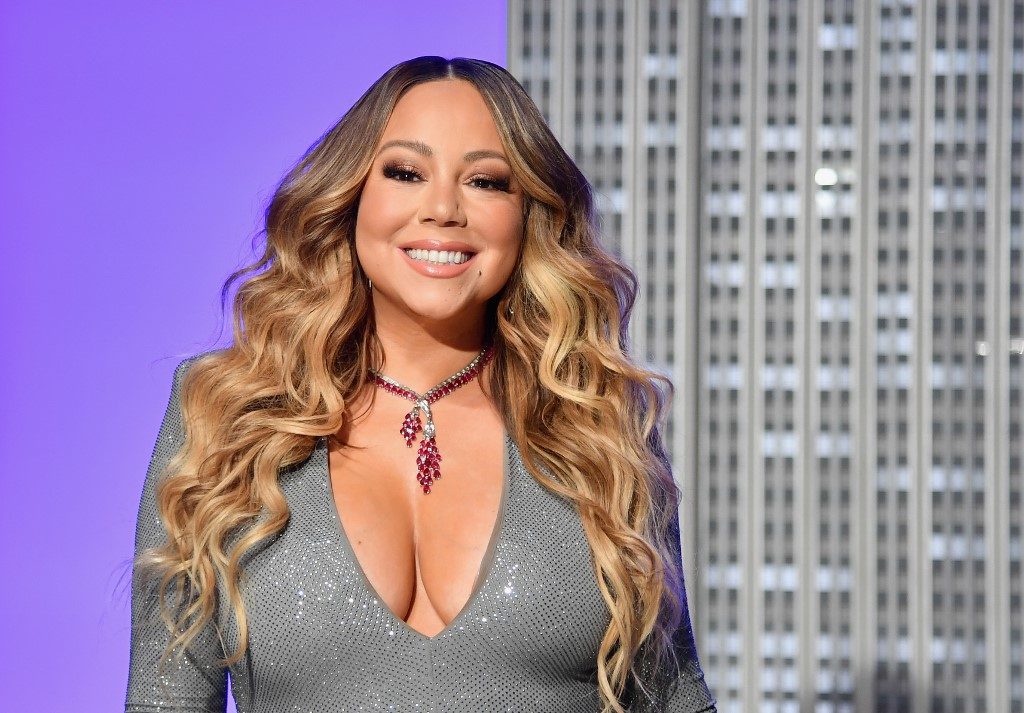 Mariah Carey first to score #1 hit in 4 different decades