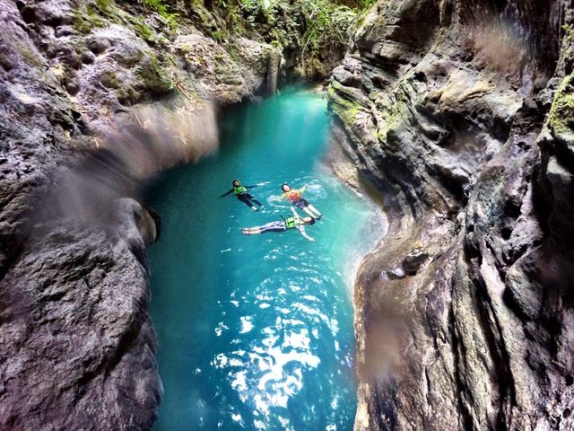 CANYONEERING. Jump into the blue waters at Alegria, Cebu. Photo courtesy of Rachel Lim 