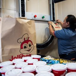 Jollibee to spend up to P19 billion, open 600 stores in 2023