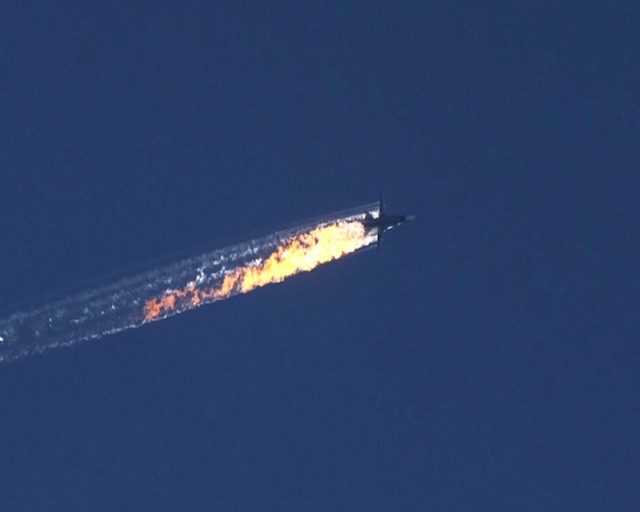 Turkey shoots down Russian war plane on Syria border
