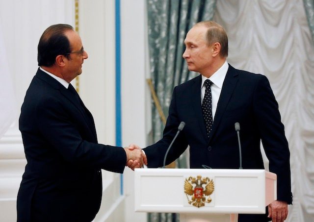 Putin, Hollande agree to coordinate on ISIS fight but divisions remain