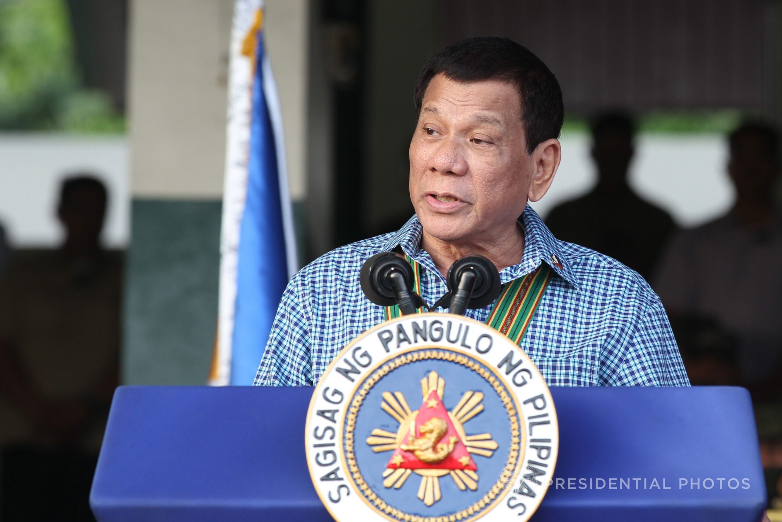 Duterte warns at least 60 corrupt cops: Leave PNP or else