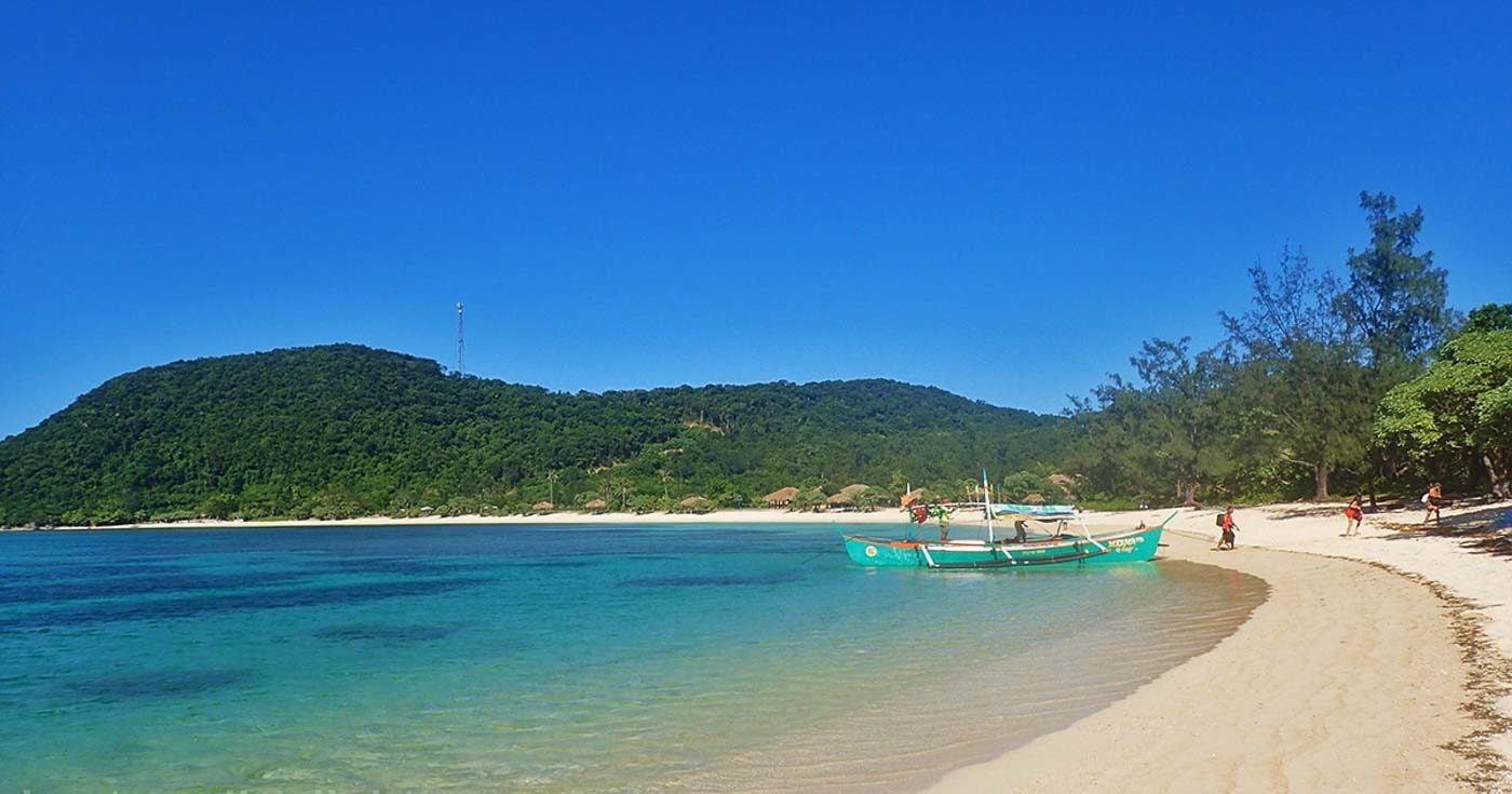 QUIET COVE. Anguib Beach has clear, calm waters ideal for swimming. Photo by Claire Madarang 