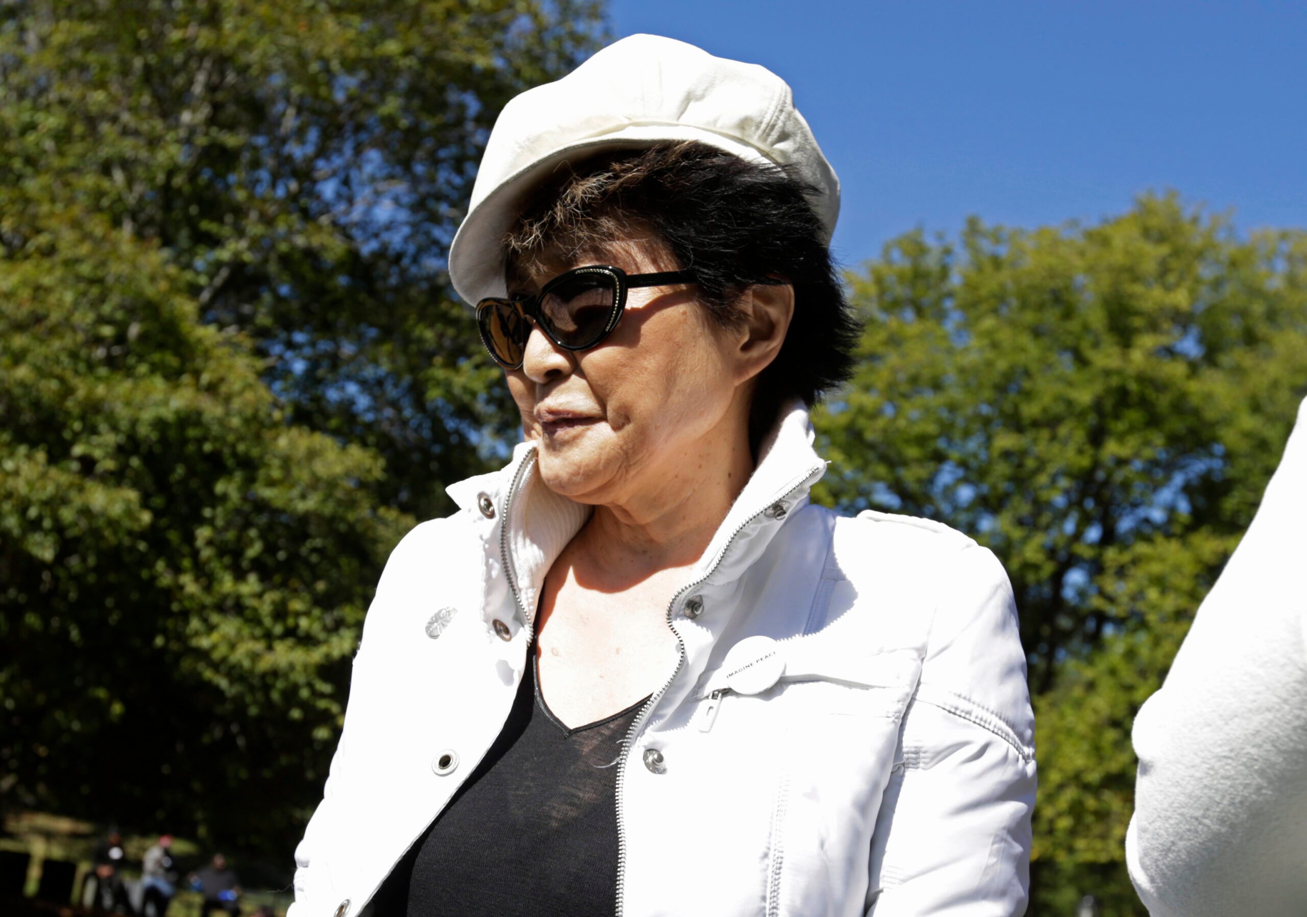 Yoko Ono hospitalized due to dehydration