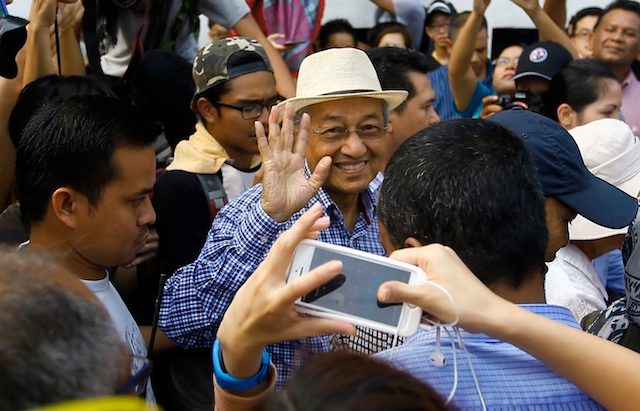 Malaysian police to question ex-PM Mahathir over rally comments