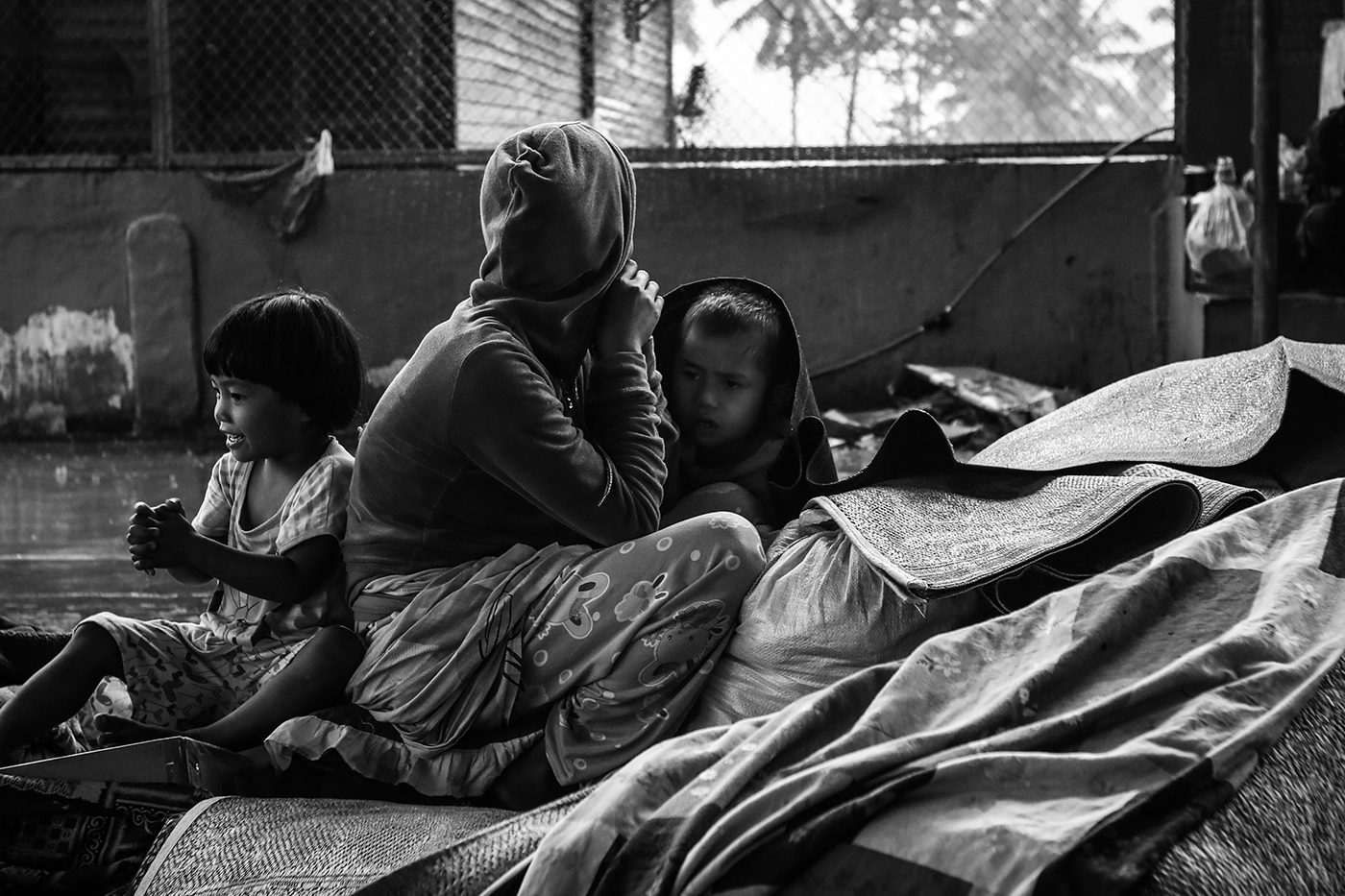 Lack of proper shelter in the early days of displacement has caused difficulties for the displaced families at the Saguiaran evacuation center.