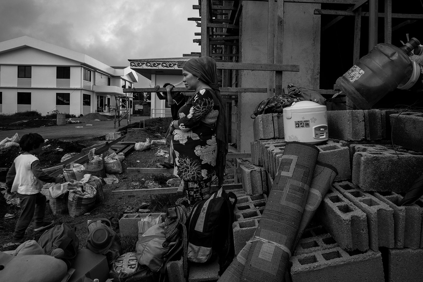 ‘Longing’: Images of Marawi evacuees