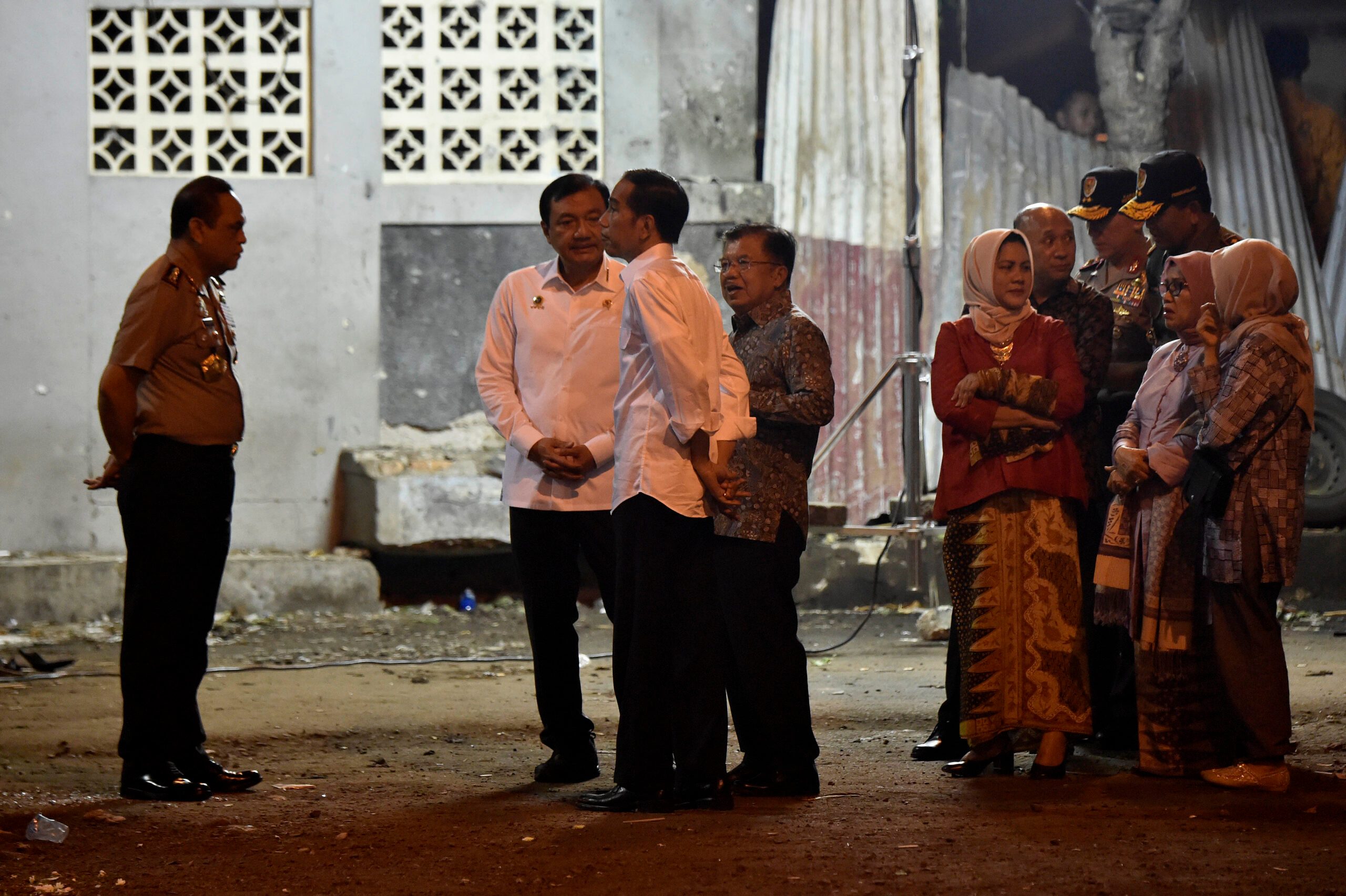Jokowi desak revisi UU anti terorisme segera dirampungkan