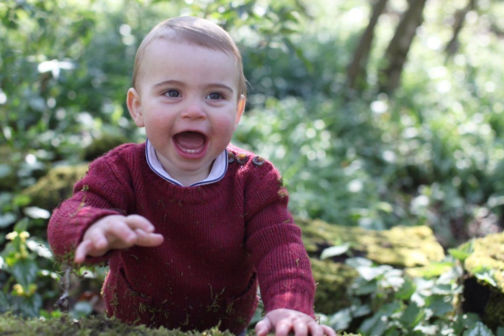 LOOK: Prince Louis’ new photos for his 1st birthday