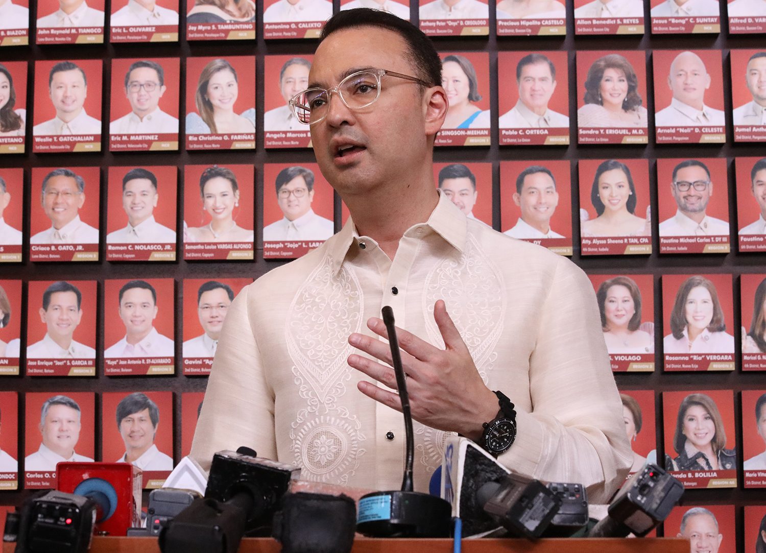 Cayetano defends Duterte’s shoot to kill order: ‘I don’t really think that’s literal’