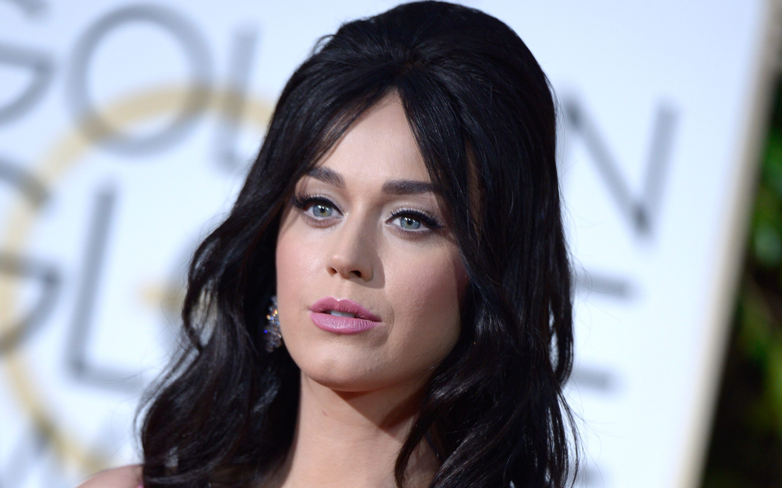 Nuns hit back in battle with Katy Perry over convent