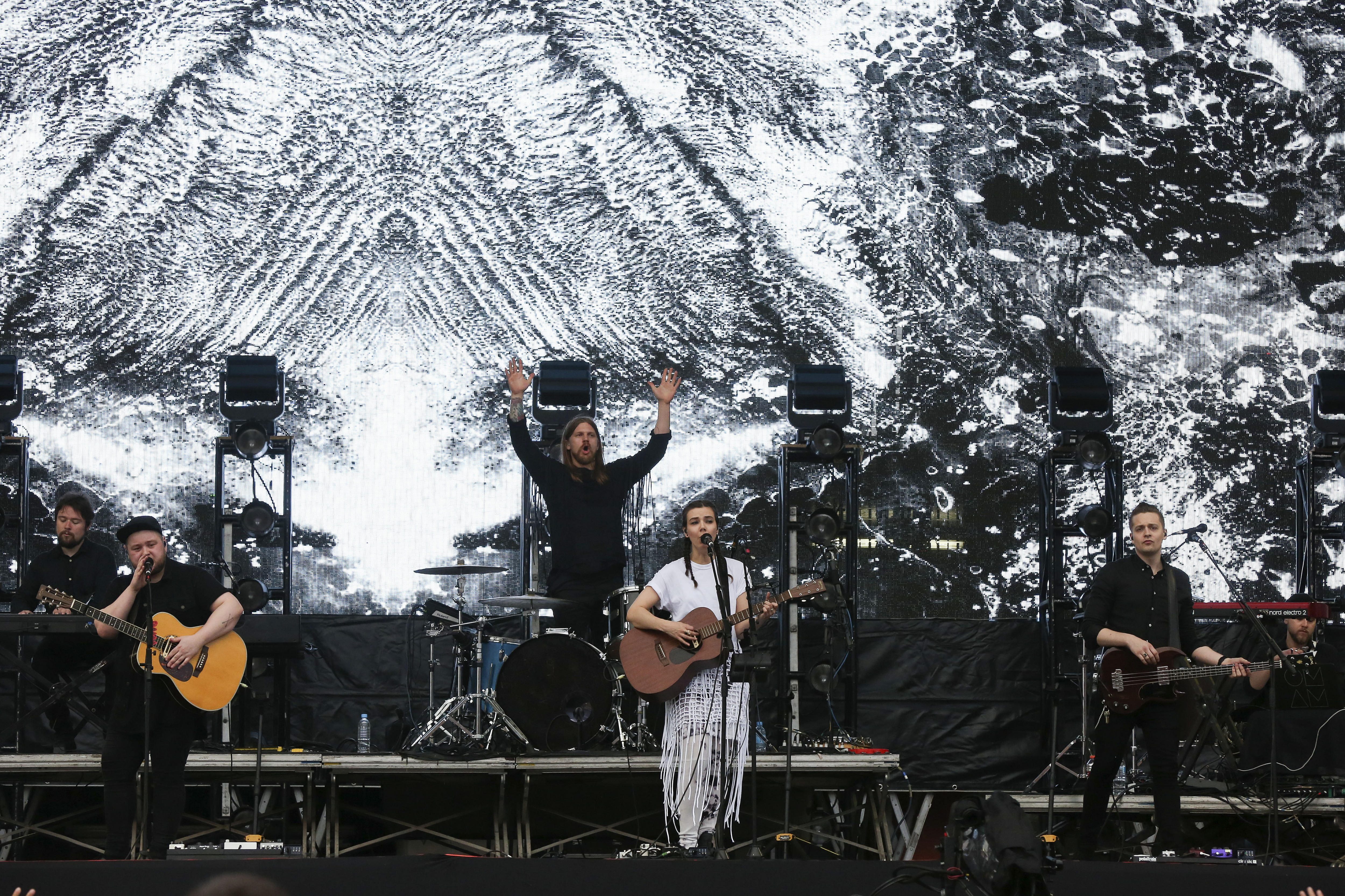 OF MONSTERS AND MEN. Of Monsters and Men performs during the Lollapalooza Festival in Sao Paulo, Brazil, 12 March 2016. File photo by Sebastião Moreira/EPA   